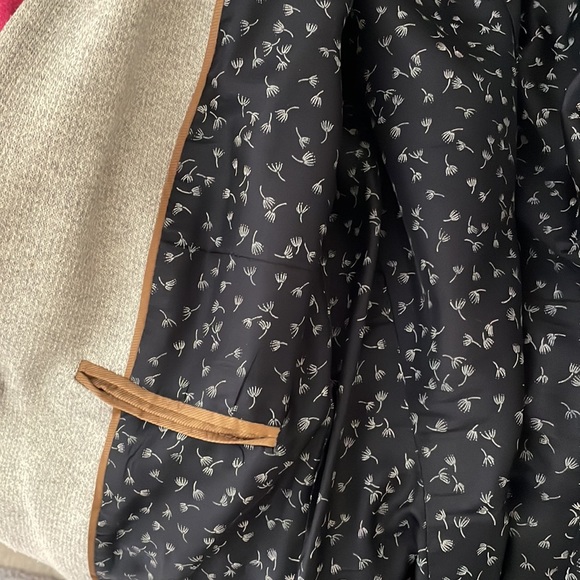 Zara Blazer Grey with Dark Blue Details - Picture 6 of 10